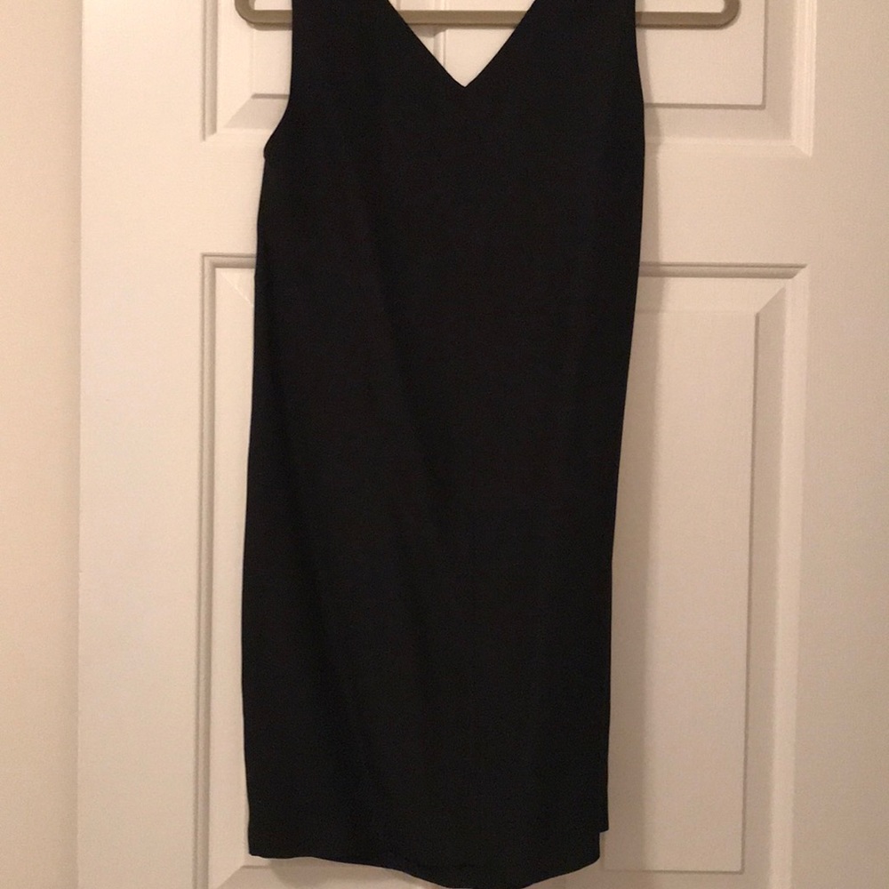 Black crepe dress by French Connection - Picture 2 of 4